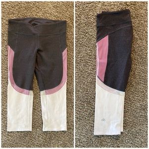 Alo Yoga capris